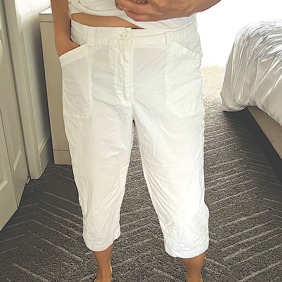 Sag Harbor White Capri’s w/elastic waist - Picture 1 of 8